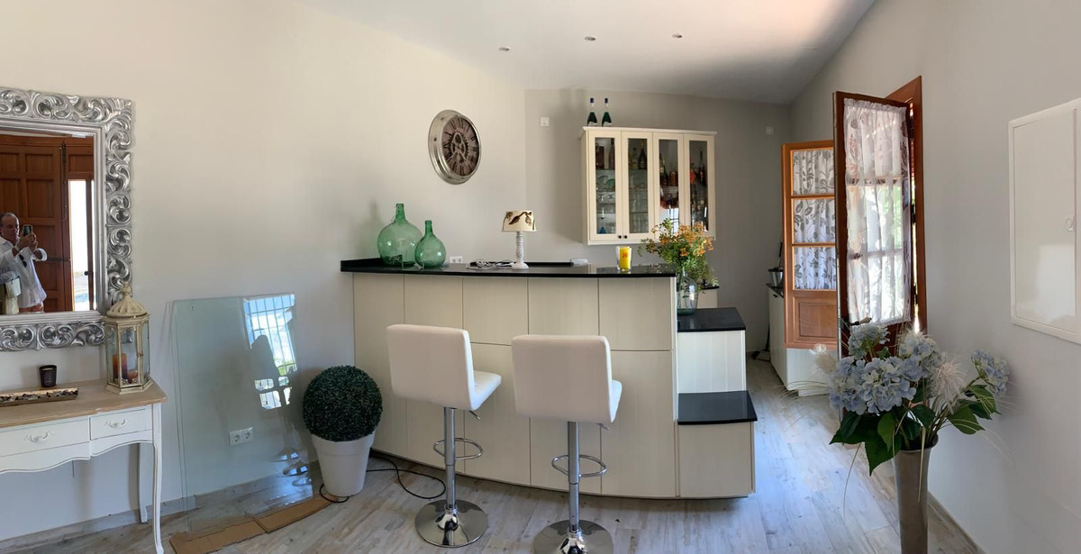 3 Bed Townhouse for sale in Alora Costa Del Sol, Málaga, Spain