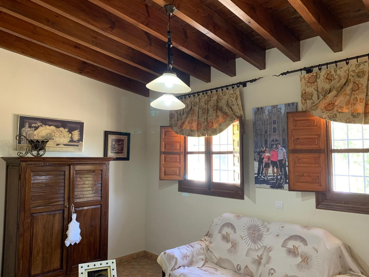 3 Bed Townhouse for sale in Alora Costa Del Sol, Málaga, Spain
