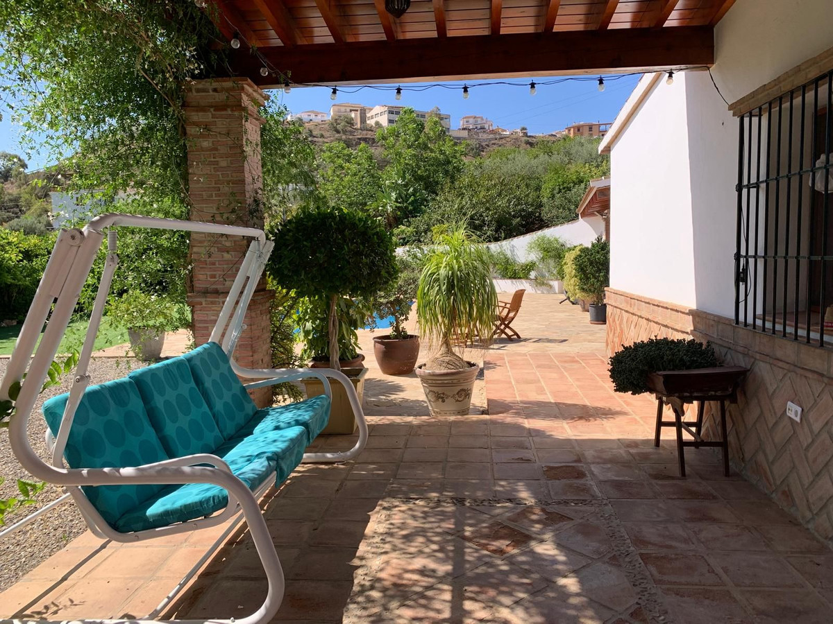 3 Bed Townhouse for sale in Alora Costa Del Sol, Málaga, Spain