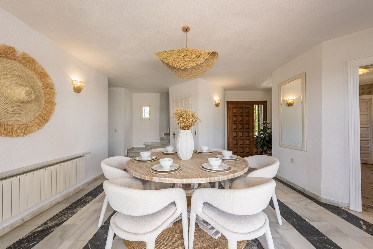 3 Bed Townhouse for sale in Atalaya Costa Del Sol, Málaga, Spain