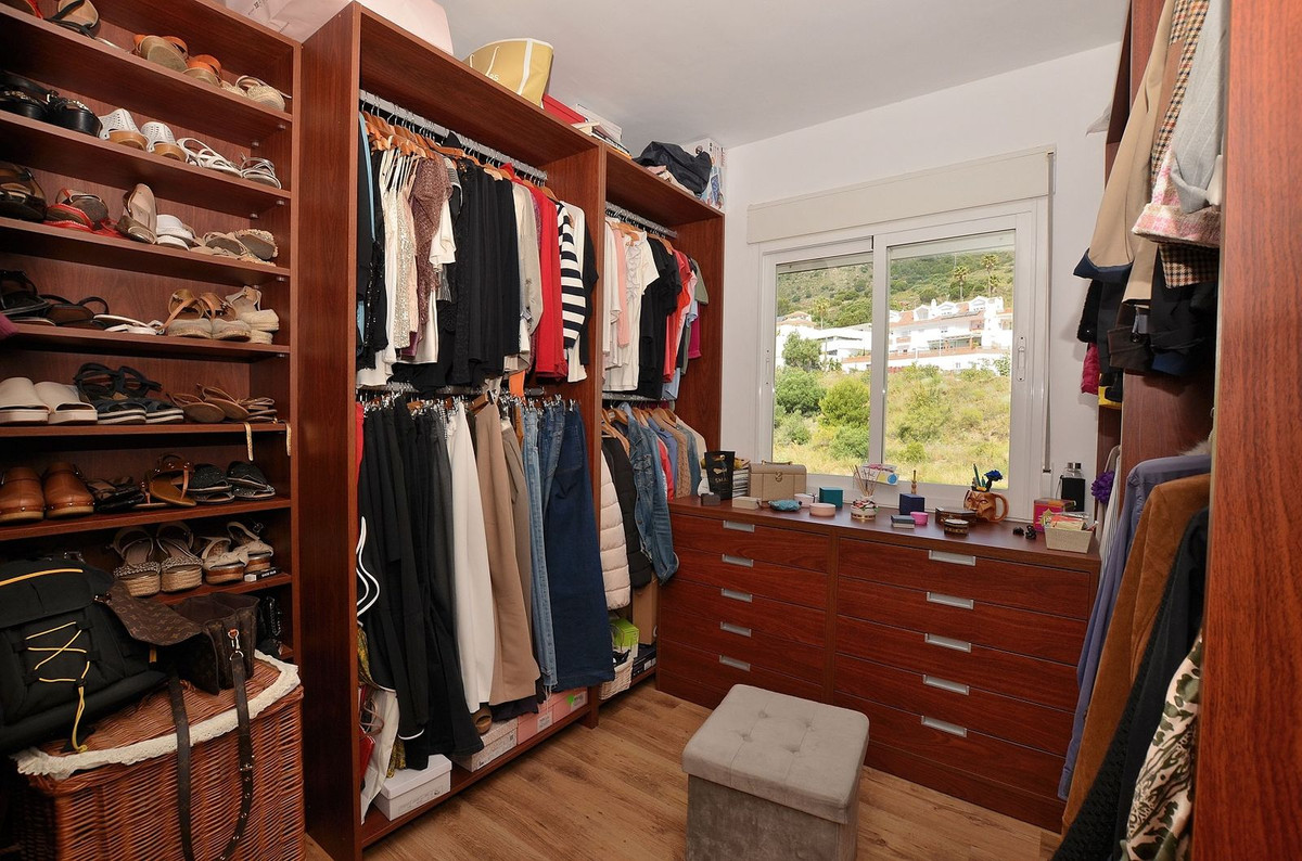 3 Bed Apartment for sale in Benalmadena Pueblo Costa Del Sol, Málaga, Spain