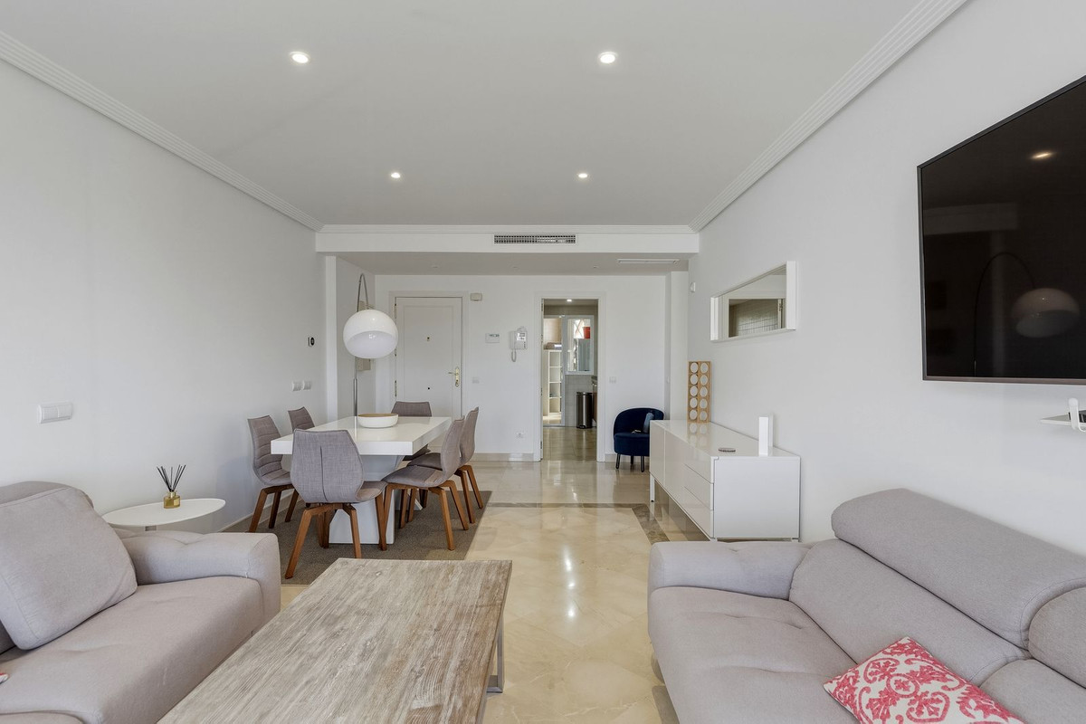 3 Bed Apartment for sale in Los Arqueros Costa Del Sol, Málaga, Spain