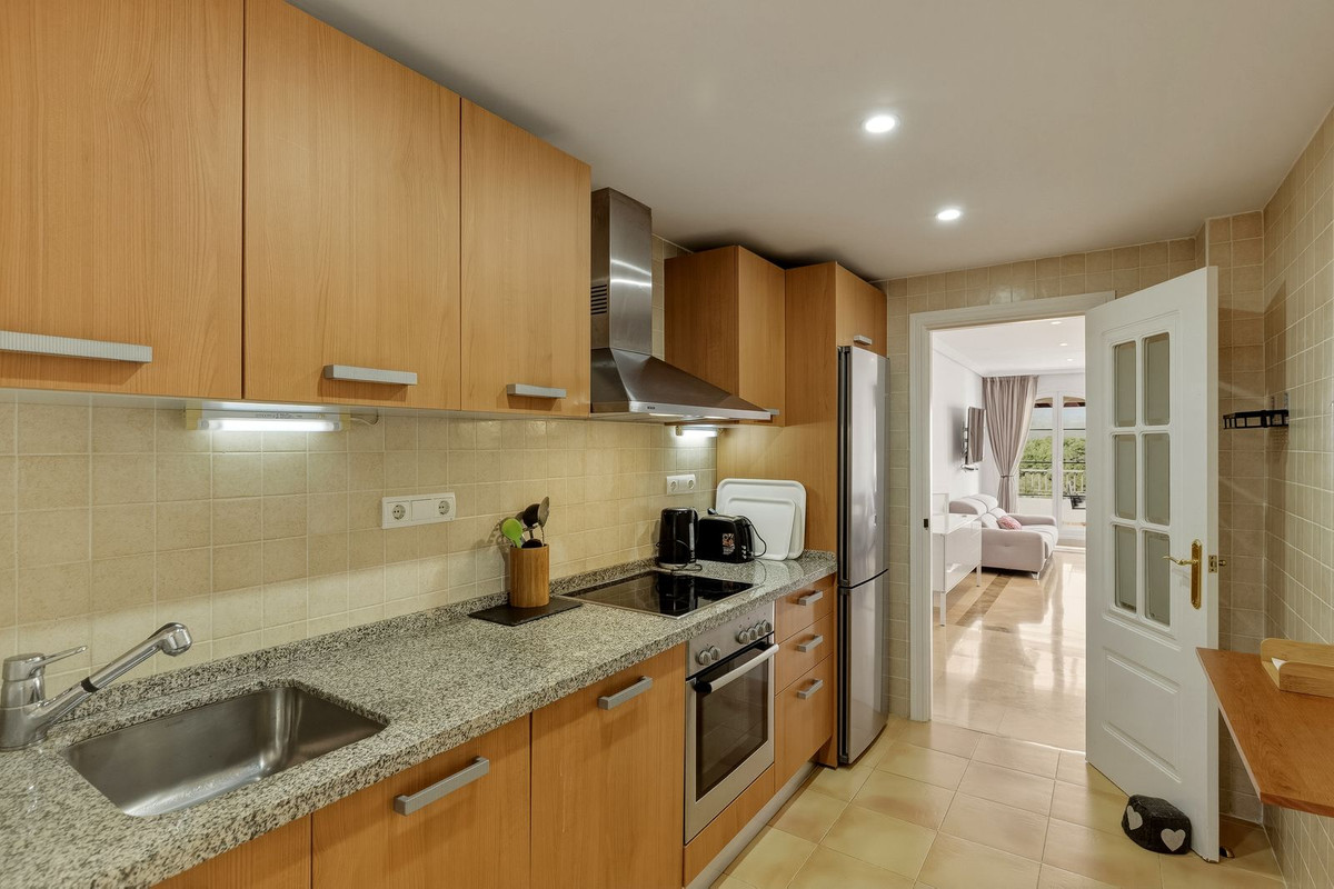 3 Bed Apartment for sale in Los Arqueros Costa Del Sol, Málaga, Spain