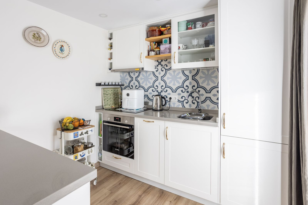 Se vende Apartamento Planta Media de 2 dormitorios en Costa Del Sol, Málaga, España