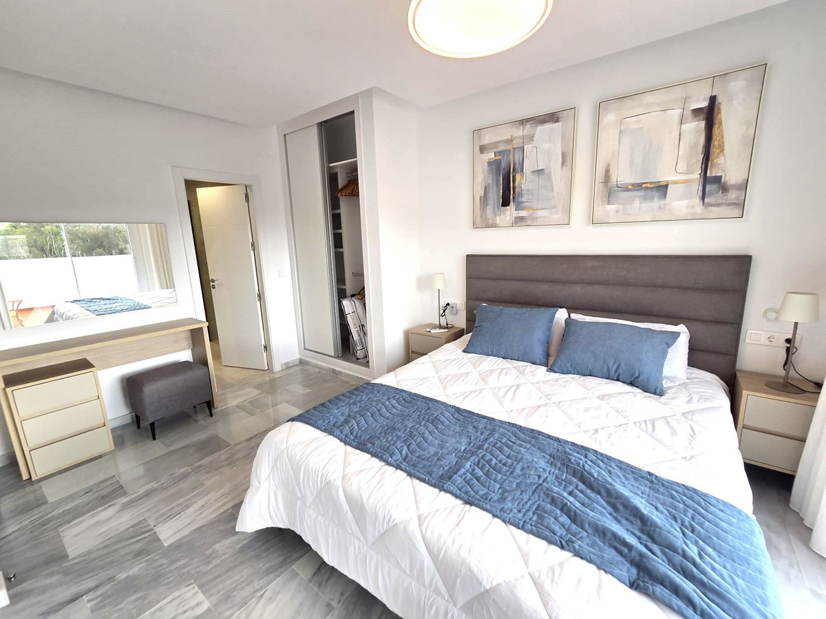 Se vende Pareada de 4 dormitorios en Costa Del Sol, Málaga, España
