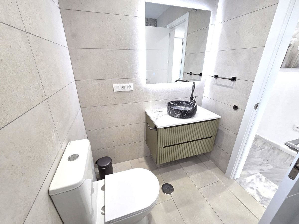 Se vende Pareada de 4 dormitorios en Costa Del Sol, Málaga, España