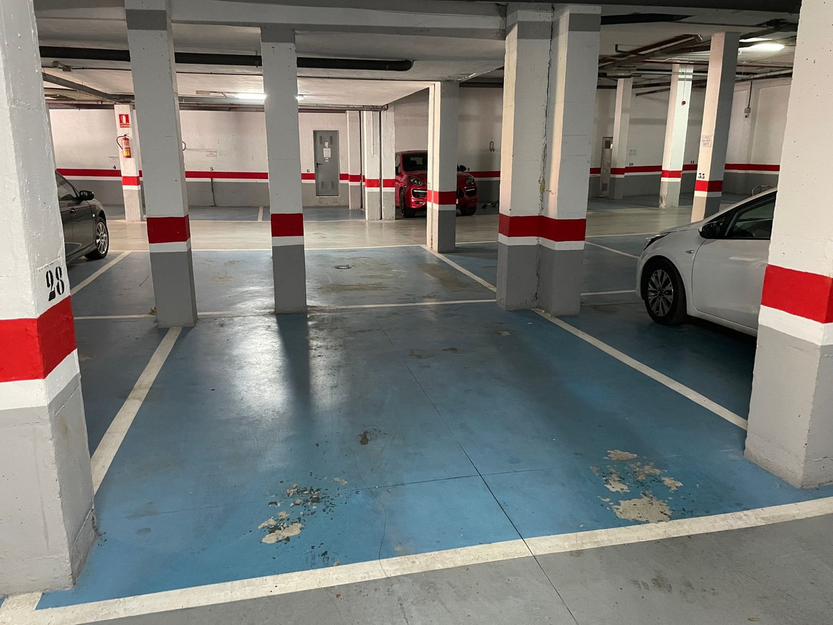 Se vende Garaje  en Costa Del Sol, Málaga, España