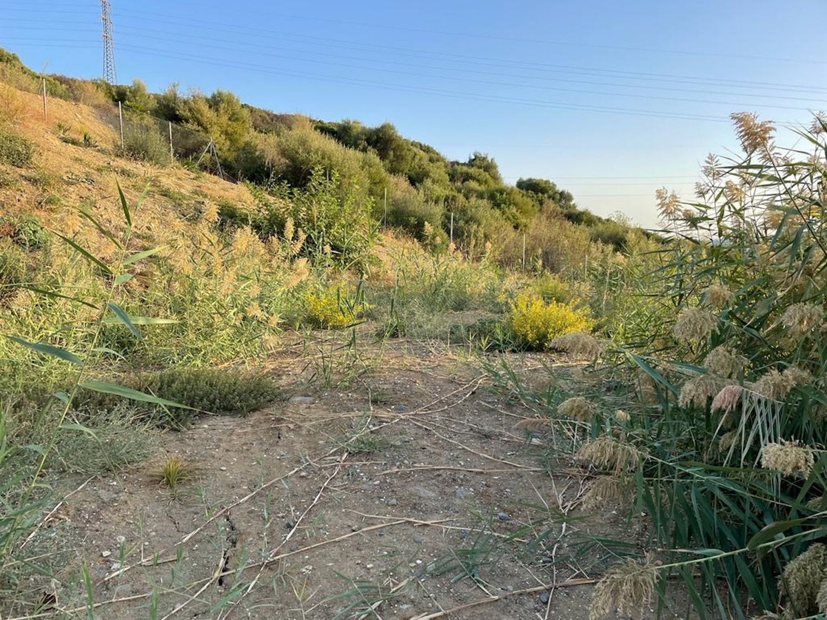 Se vende Terreno Urbano  en Costa Del Sol, Málaga, España