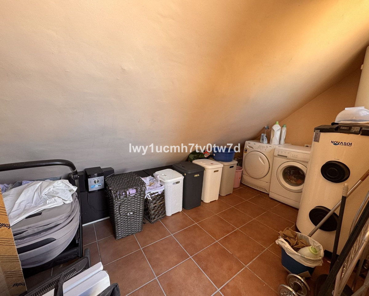 2 Bed Apartment for sale in Alhaurín De La Torre Costa Del Sol, Málaga, Spain