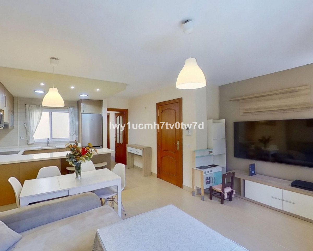 2 Bed Apartment for sale in Alhaurín De La Torre Costa Del Sol, Málaga, Spain