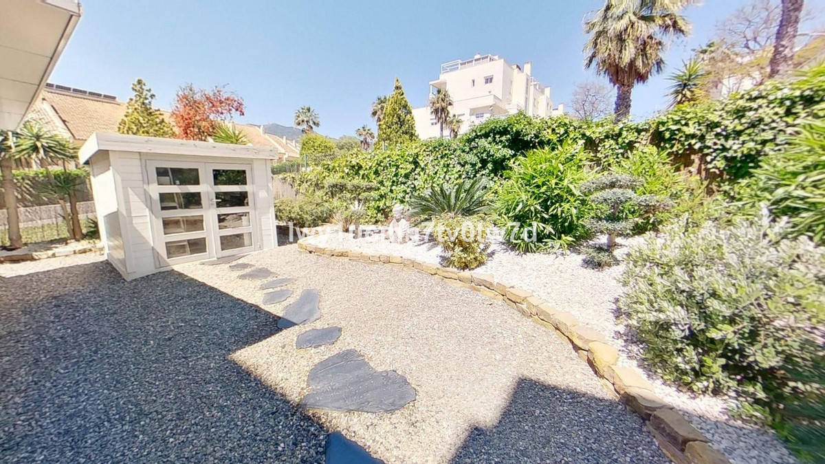 Se vende Apartamento Planta Baja de 3 dormitorios en Costa Del Sol, Málaga, España