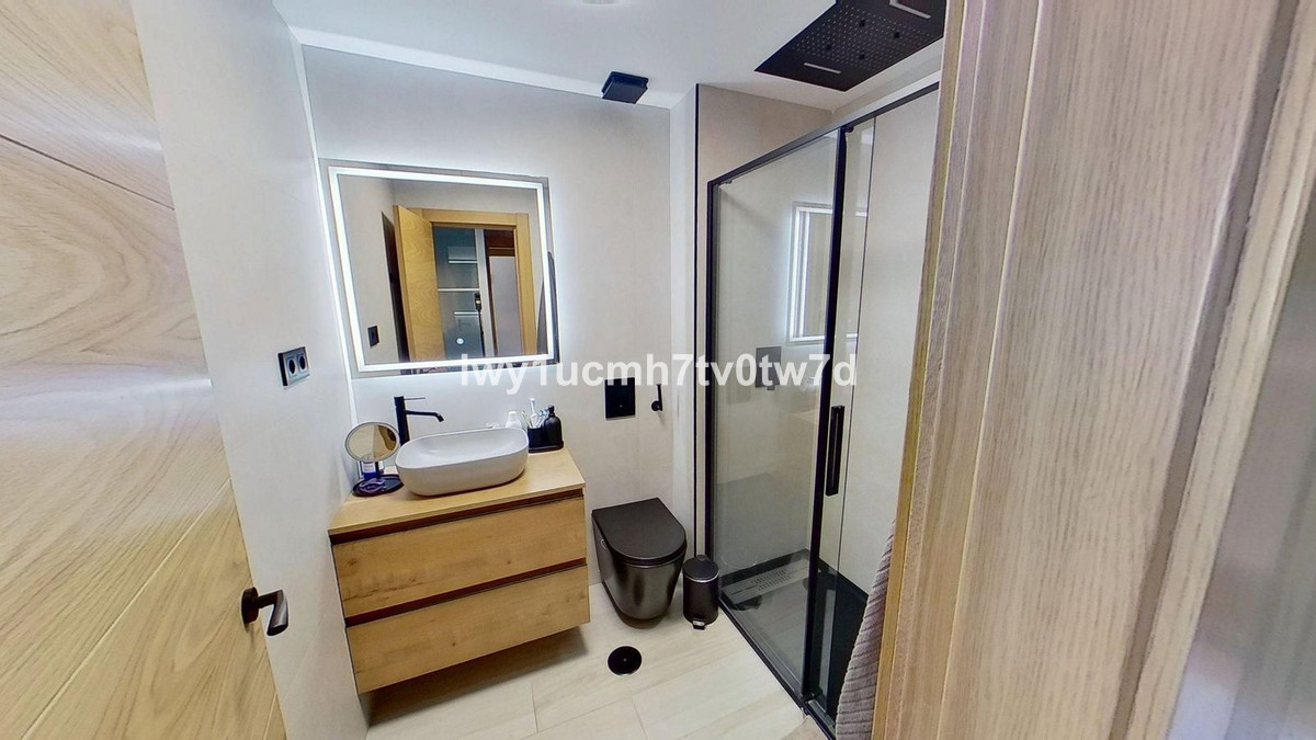 Se vende Apartamento Planta Baja de 3 dormitorios en Costa Del Sol, Málaga, España