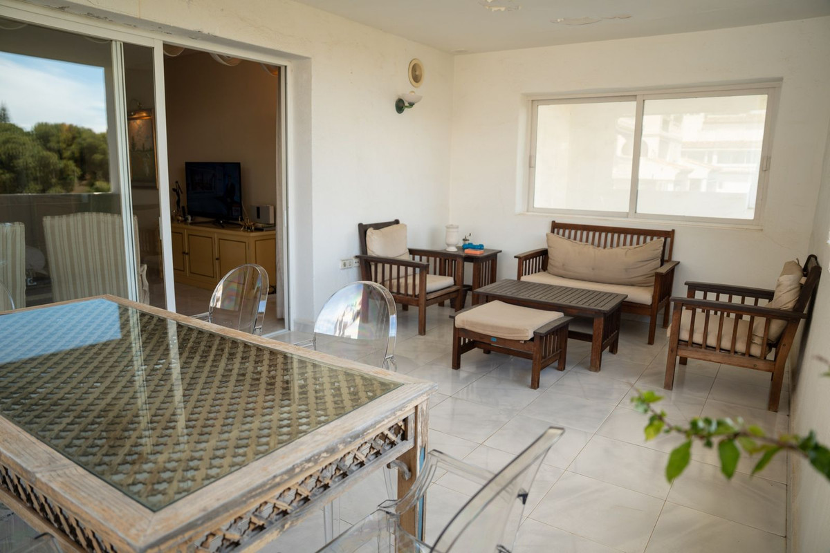 4 Bed Apartment for sale in Puerto Banús Costa Del Sol, Málaga, Spain