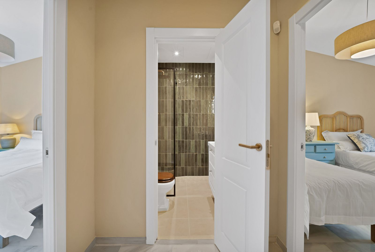 2 Bed Townhouse for sale in Calahonda Costa Del Sol, Málaga, Spain