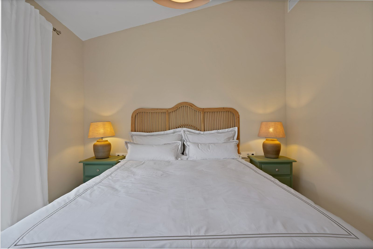 2 Bed Townhouse for sale in Calahonda Costa Del Sol, Málaga, Spain