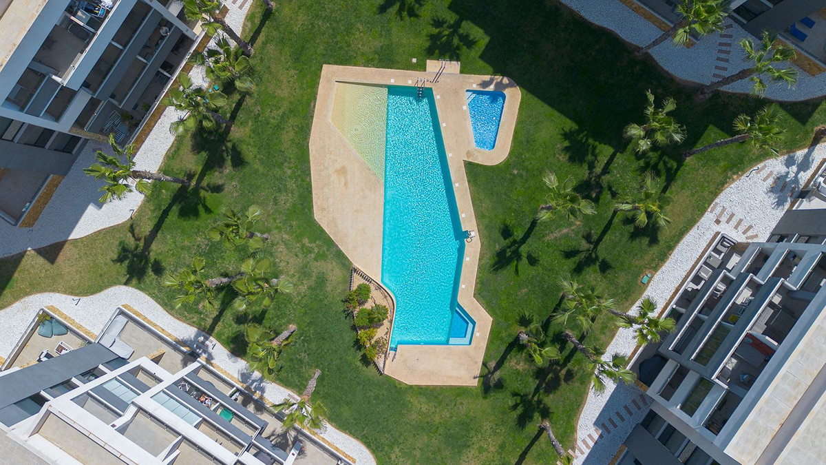 Se vende Apartamento Planta Media de 2 dormitorios en Costa Blanca, Alicante, España