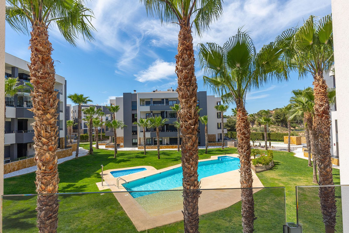 Se vende Apartamento Planta Media de 2 dormitorios en Costa Blanca, Alicante, España