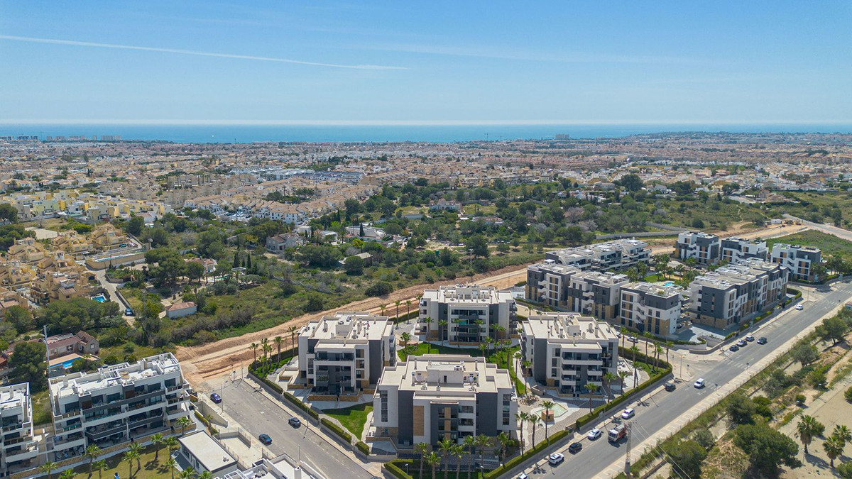 Se vende Apartamento Planta Media de 2 dormitorios en Costa Blanca, Alicante, España