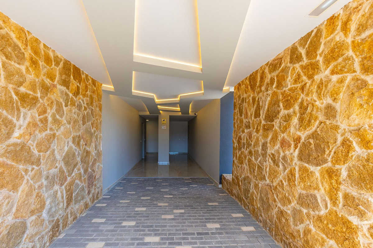 Se vende Apartamento Planta Media de 2 dormitorios en Costa Blanca, Alicante, España