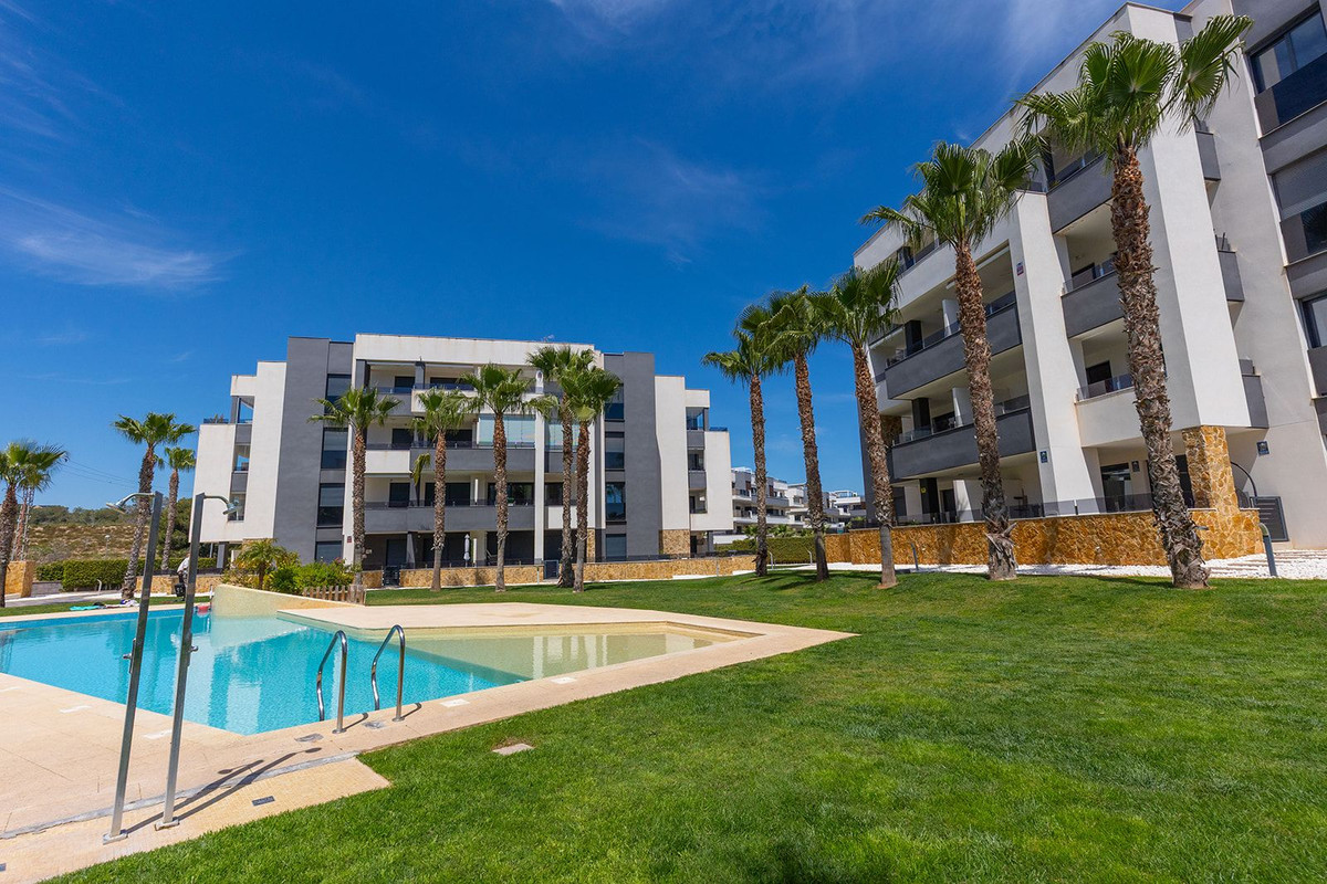 Se vende Apartamento Planta Media de 2 dormitorios en Costa Blanca, Alicante, España