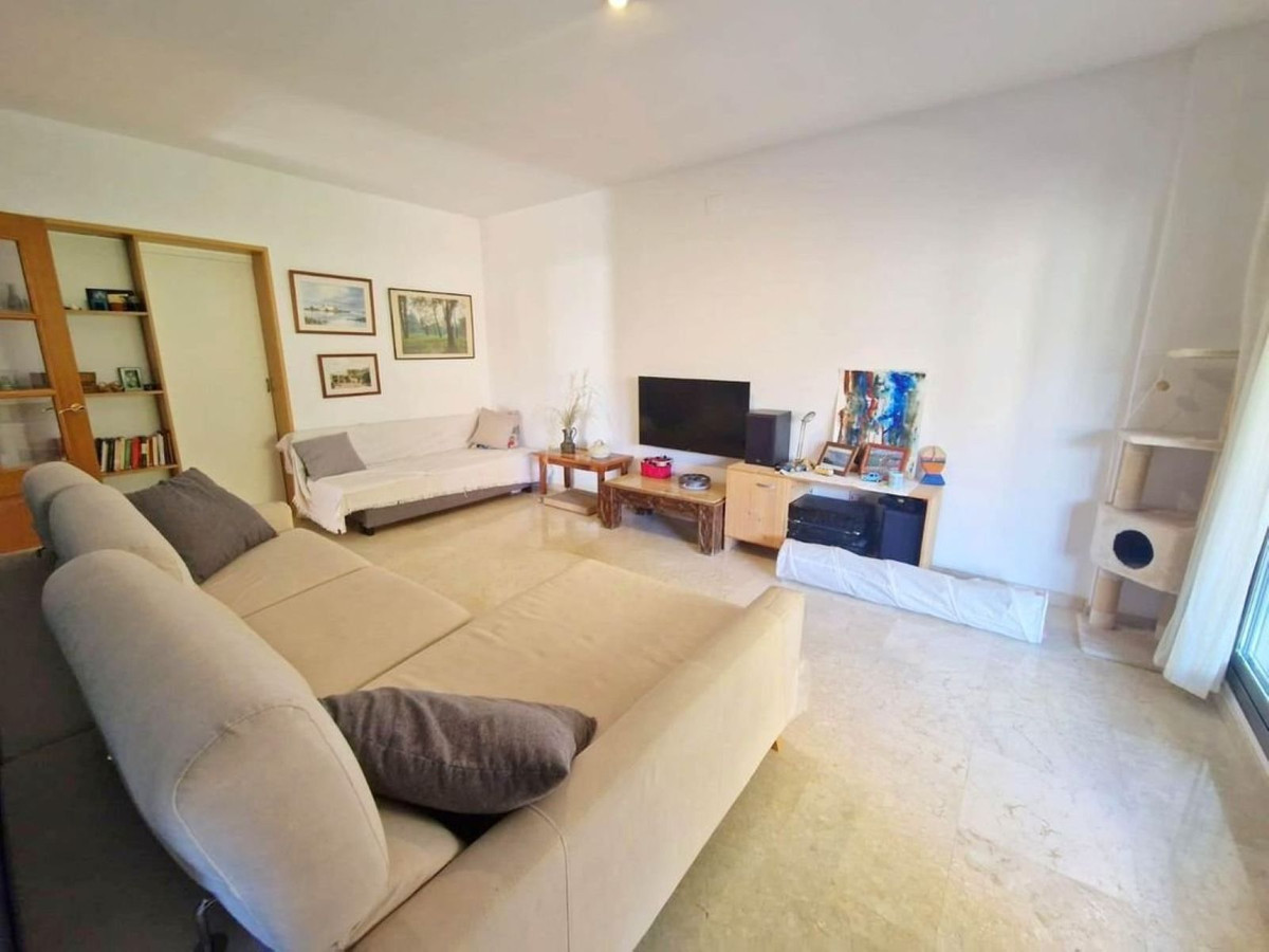 4 Bed Apartment for sale in Málaga Costa Del Sol, Málaga, Spain