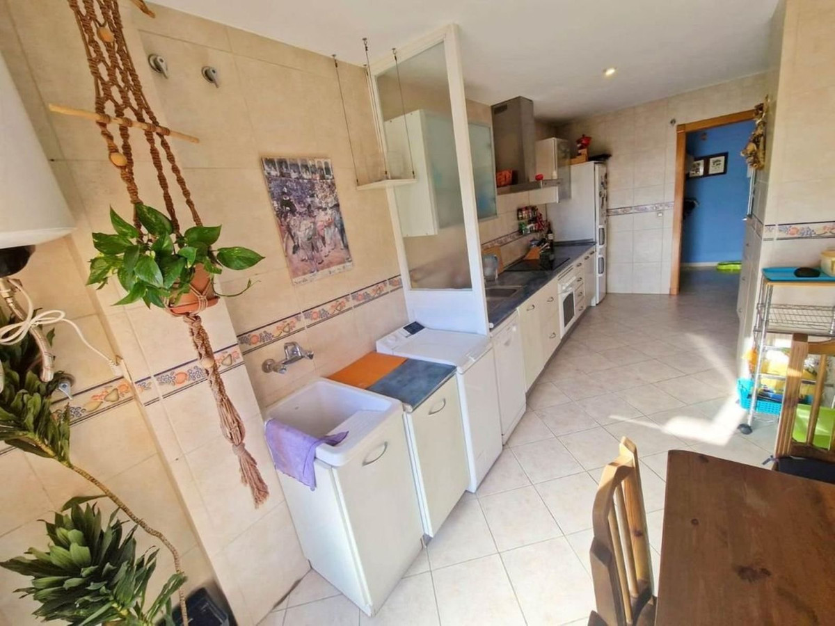 4 Bed Apartment for sale in Málaga Costa Del Sol, Málaga, Spain
