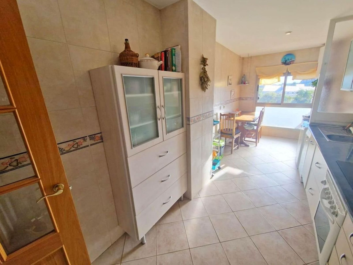 4 Bed Apartment for sale in Málaga Costa Del Sol, Málaga, Spain