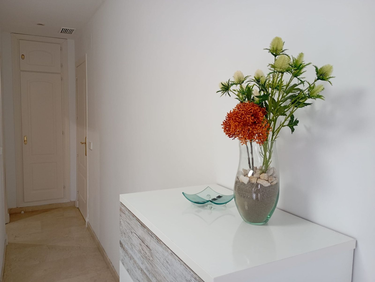 2 Bed Apartment for sale in La Duquesa Costa Del Sol, Málaga, Spain