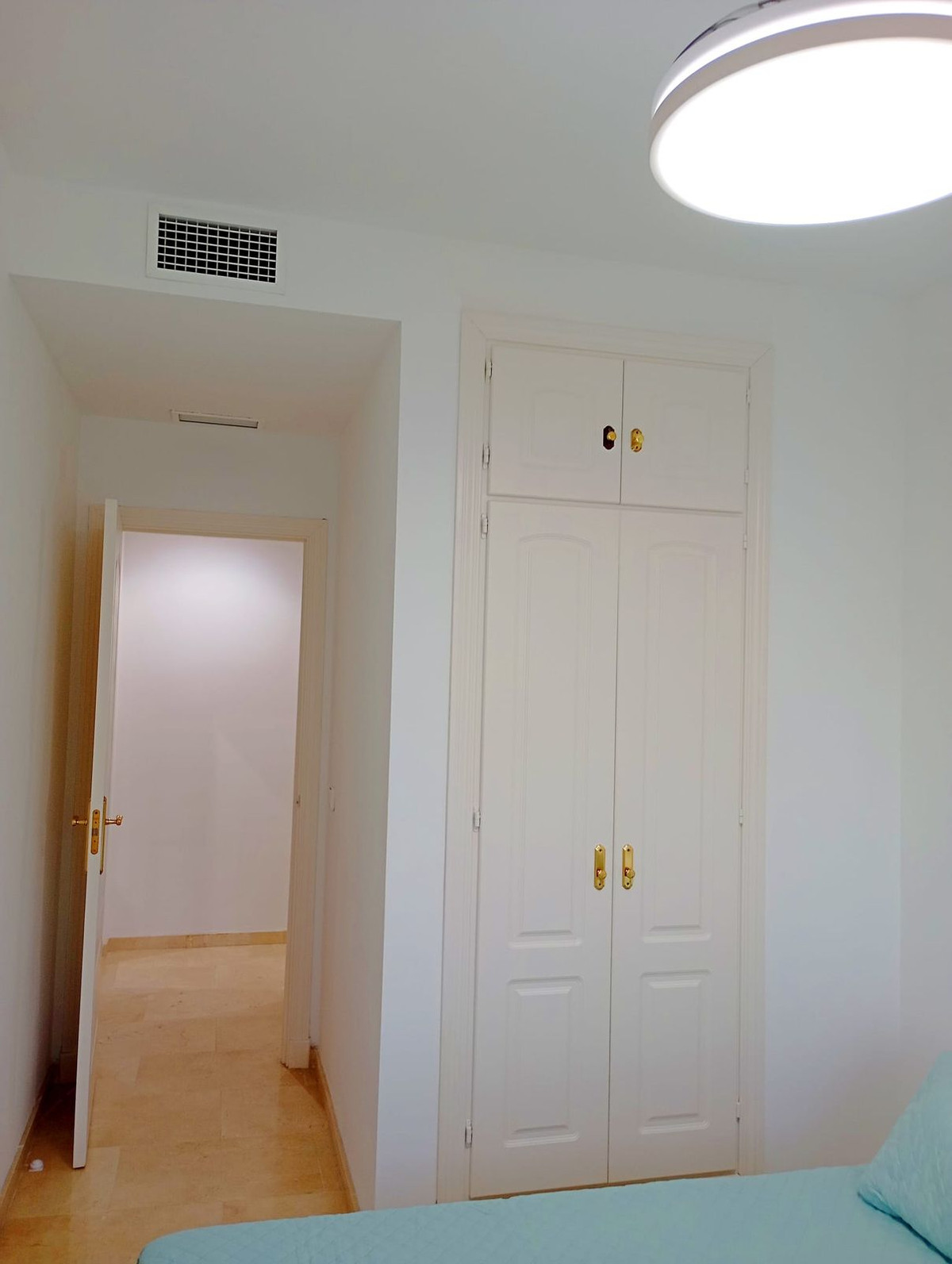 2 Bed Apartment for sale in La Duquesa Costa Del Sol, Málaga, Spain