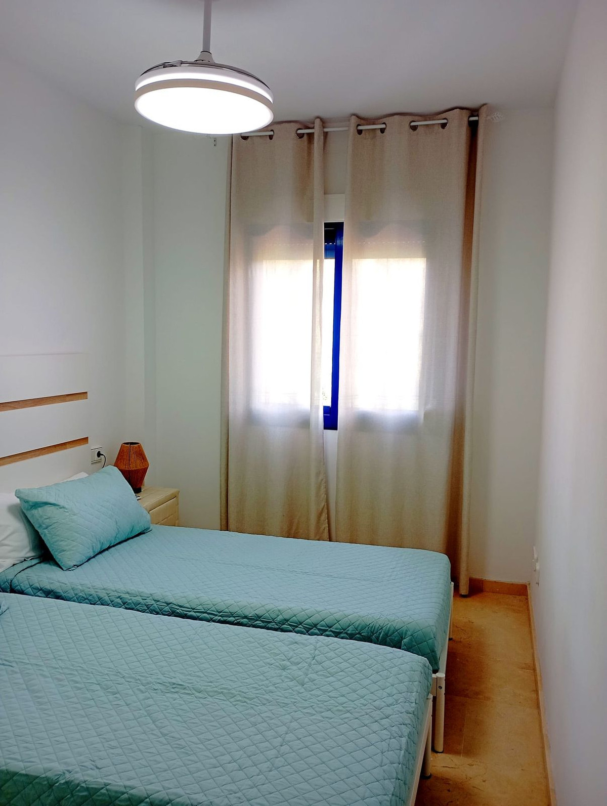 2 Bed Apartment for sale in La Duquesa Costa Del Sol, Málaga, Spain