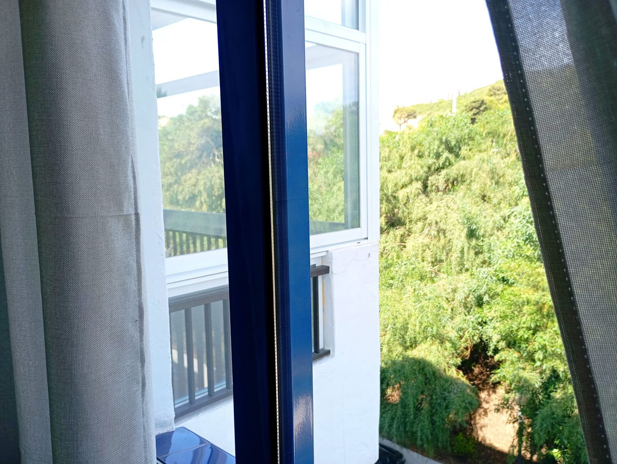 2 Bed Apartment for sale in La Duquesa Costa Del Sol, Málaga, Spain