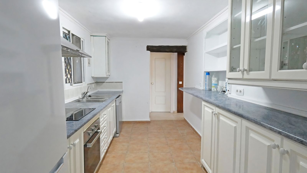Se vende Finca - Cortijo de 3 dormitorios en Costa Del Sol, Málaga, España