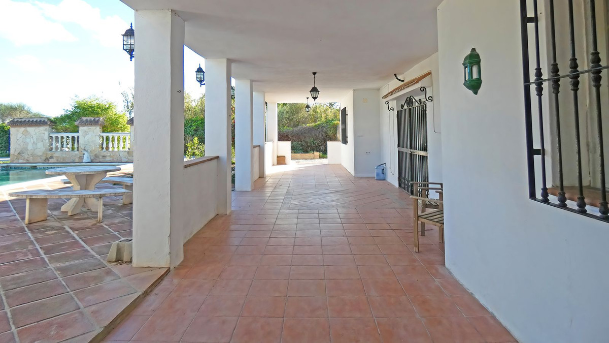 Se vende Finca - Cortijo de 3 dormitorios en Costa Del Sol, Málaga, España