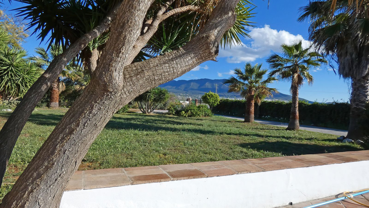 Se vende Finca - Cortijo de 3 dormitorios en Costa Del Sol, Málaga, España