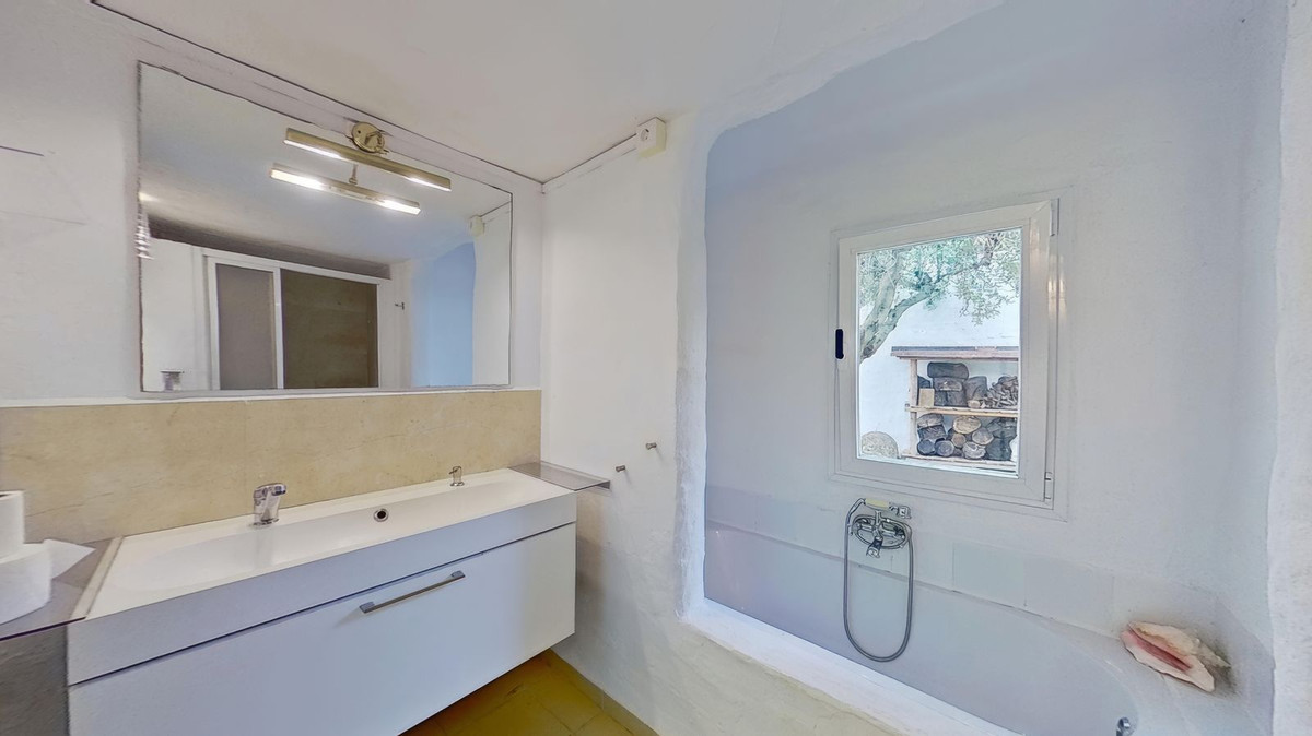 2 Bed Townhouse for sale in Alhaurín El Grande Costa Del Sol, Málaga, Spain