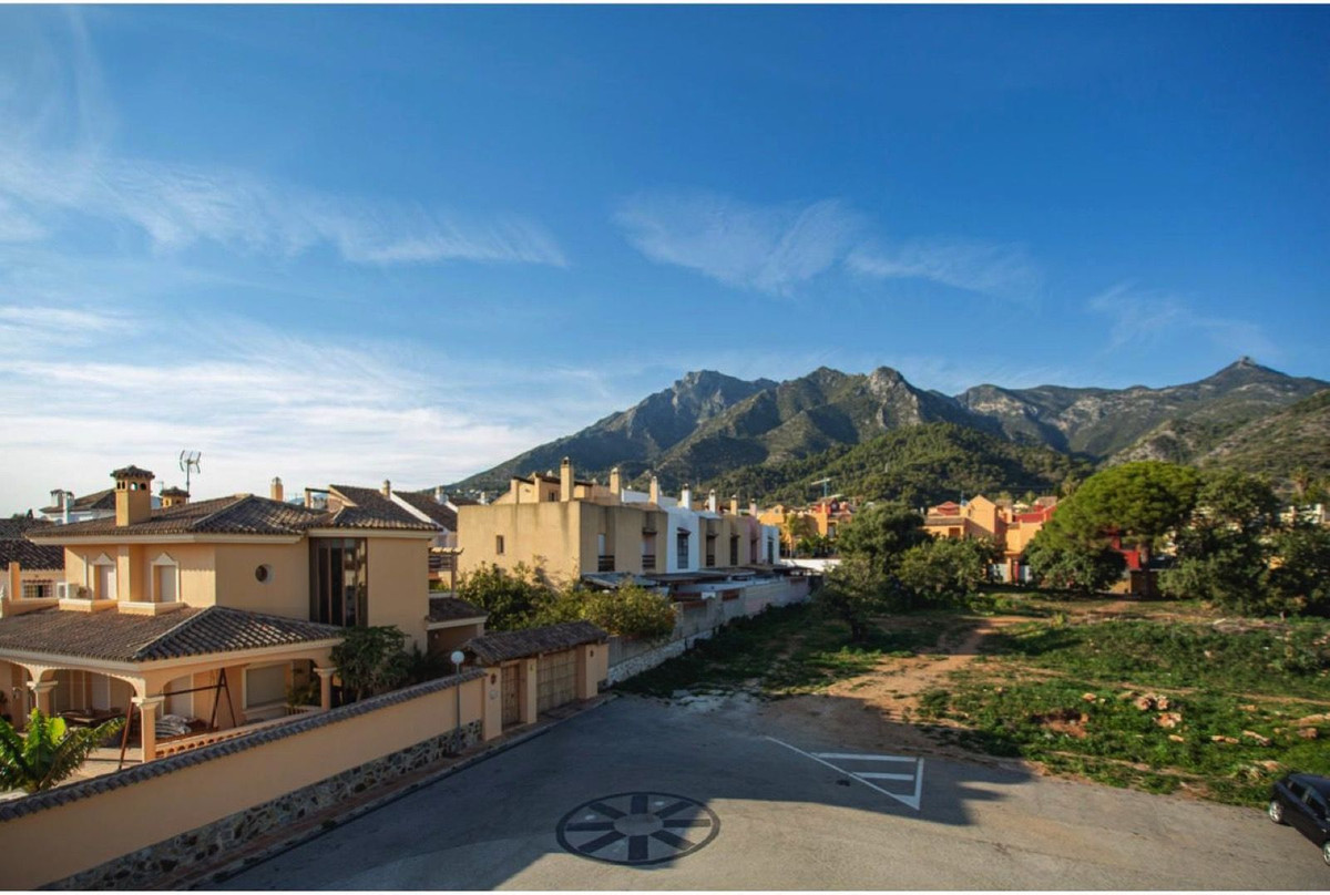 3 Bed Townhouse for sale in Marbella Costa Del Sol, Málaga, Spain