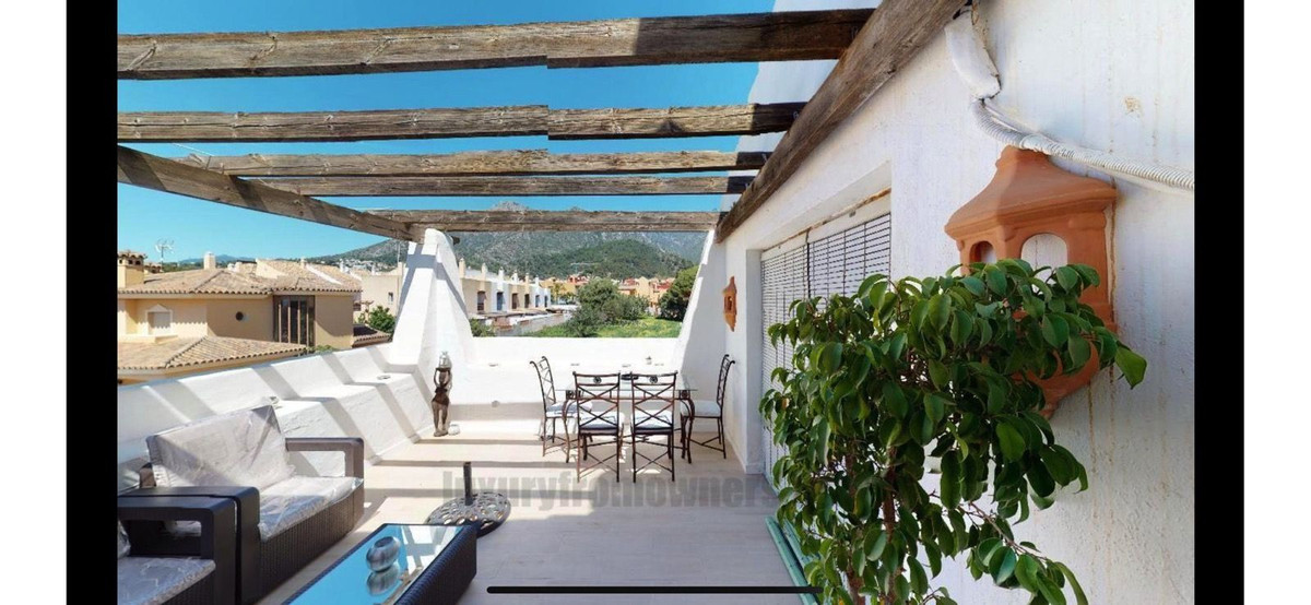 3 Bed Townhouse for sale in Marbella Costa Del Sol, Málaga, Spain