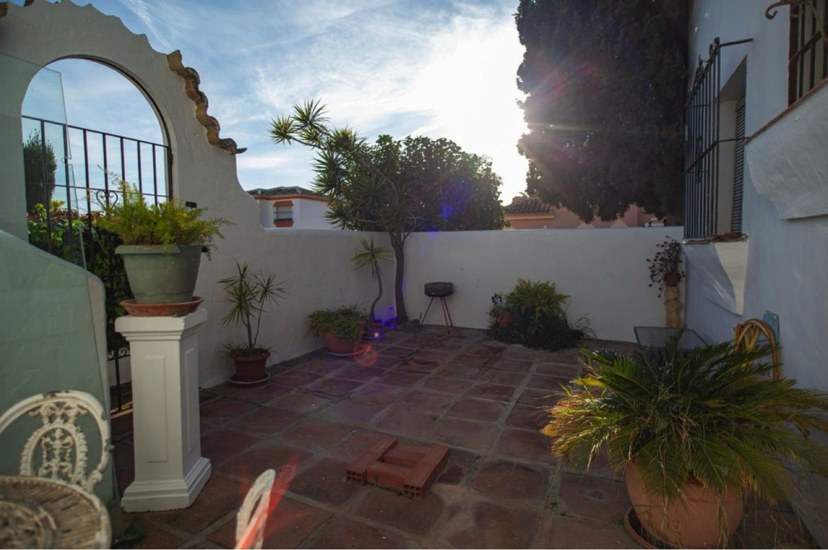 3 Bed Townhouse for sale in Marbella Costa Del Sol, Málaga, Spain