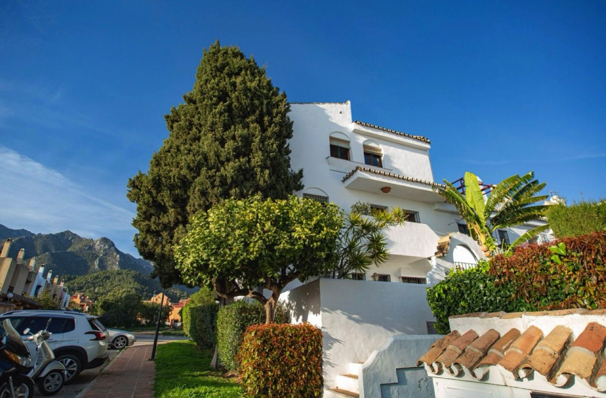 3 Bed Townhouse for sale in Marbella Costa Del Sol, Málaga, Spain