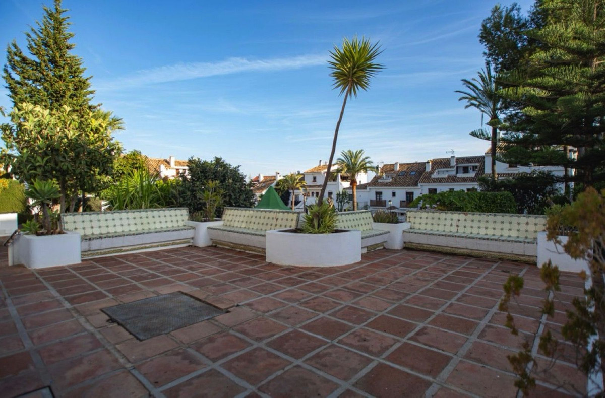 3 Bed Townhouse for sale in Marbella Costa Del Sol, Málaga, Spain