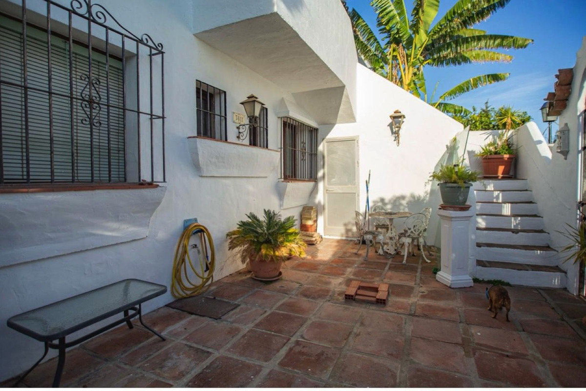 3 Bed Townhouse for sale in Marbella Costa Del Sol, Málaga, Spain