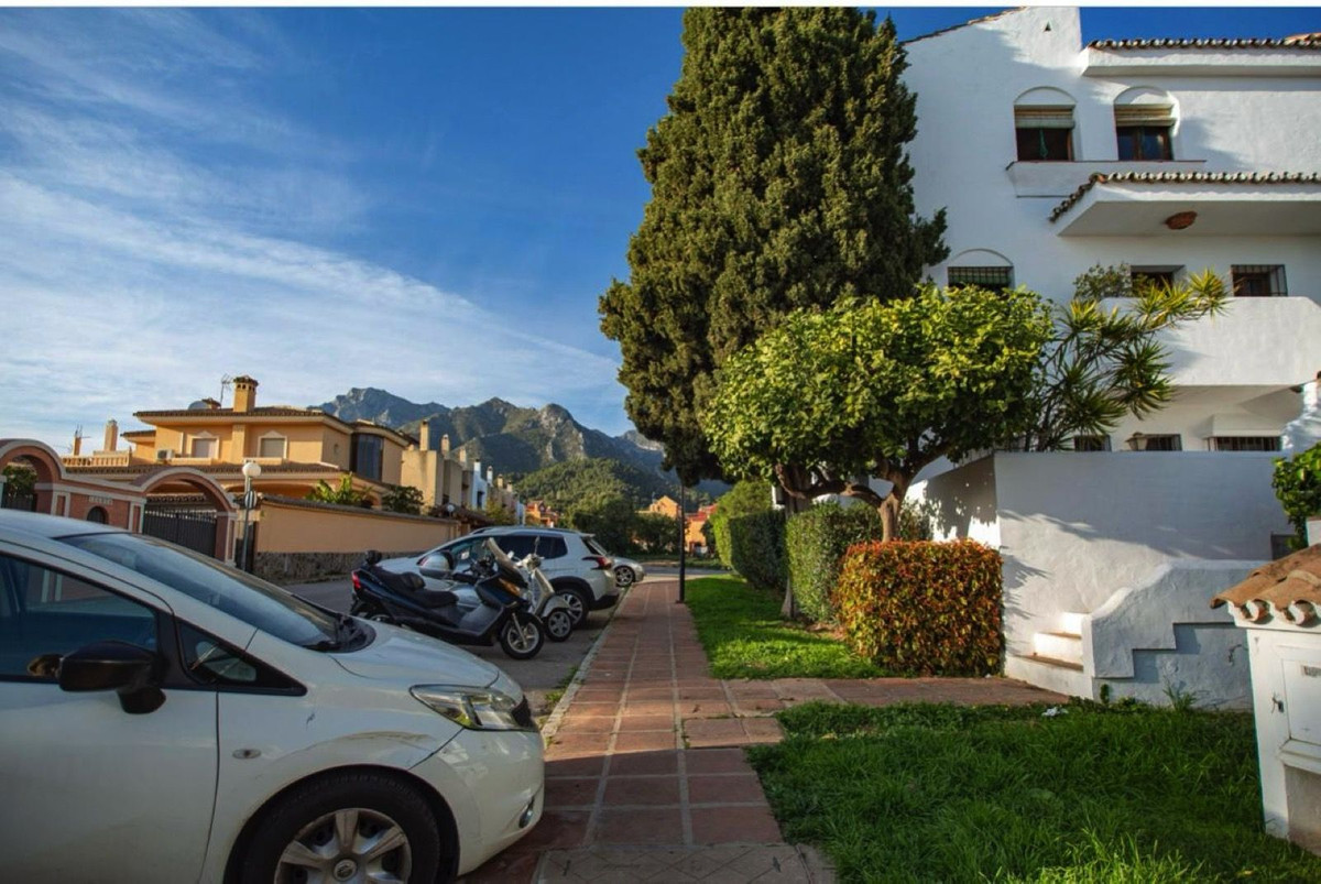 3 Bed Townhouse for sale in Marbella Costa Del Sol, Málaga, Spain