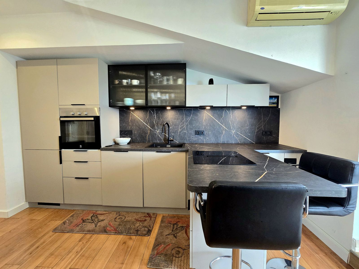 1 Bed Apartment for sale in The Golden Mile Costa Del Sol, Málaga, Spain