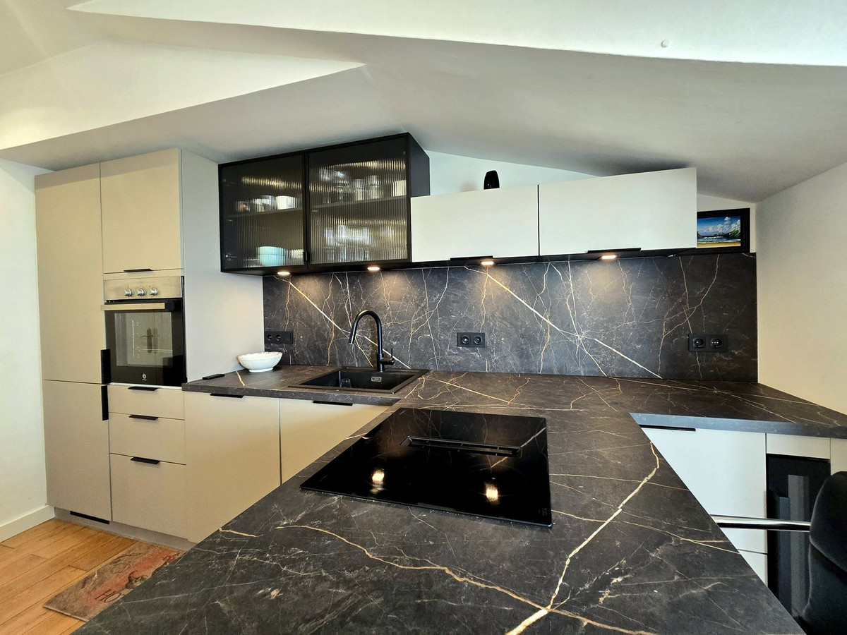 1 Bed Apartment for sale in The Golden Mile Costa Del Sol, Málaga, Spain