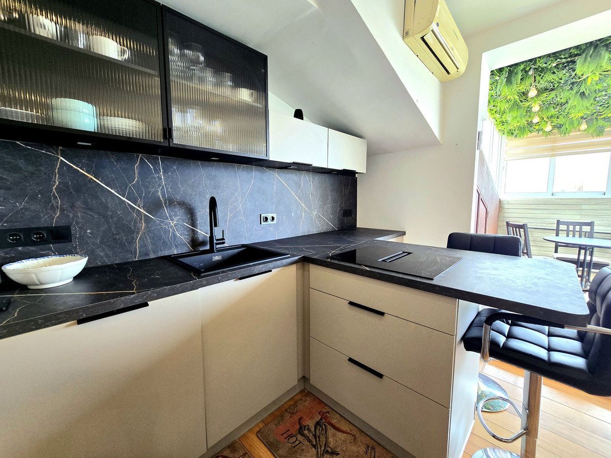 1 Bed Apartment for sale in The Golden Mile Costa Del Sol, Málaga, Spain