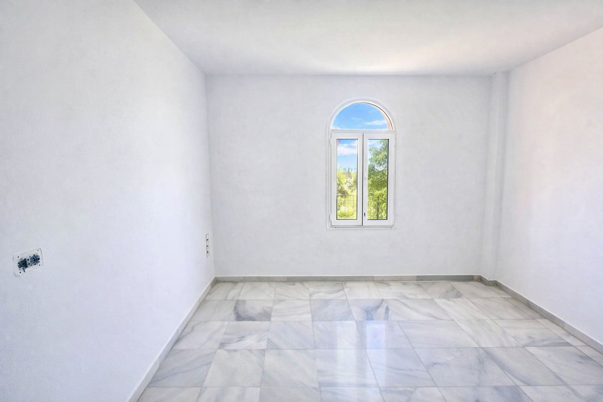 Se vende Dúplex de 3 dormitorios en Costa Del Sol, Málaga, España