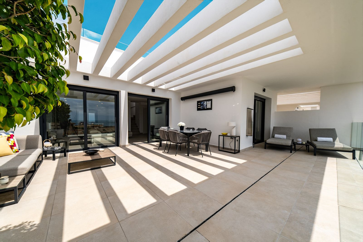 3 Bed Apartment for sale in Carvajal Costa Del Sol, Málaga, Spain