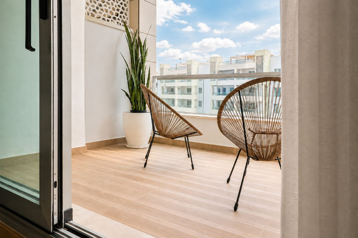 3 Bed Apartment for sale in San Pedro De Alcántara Costa Del Sol, Málaga, Spain