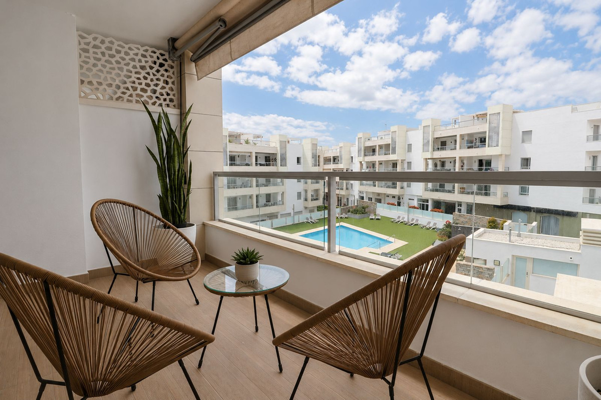 3 Bed Apartment for sale in San Pedro De Alcántara Costa Del Sol, Málaga, Spain