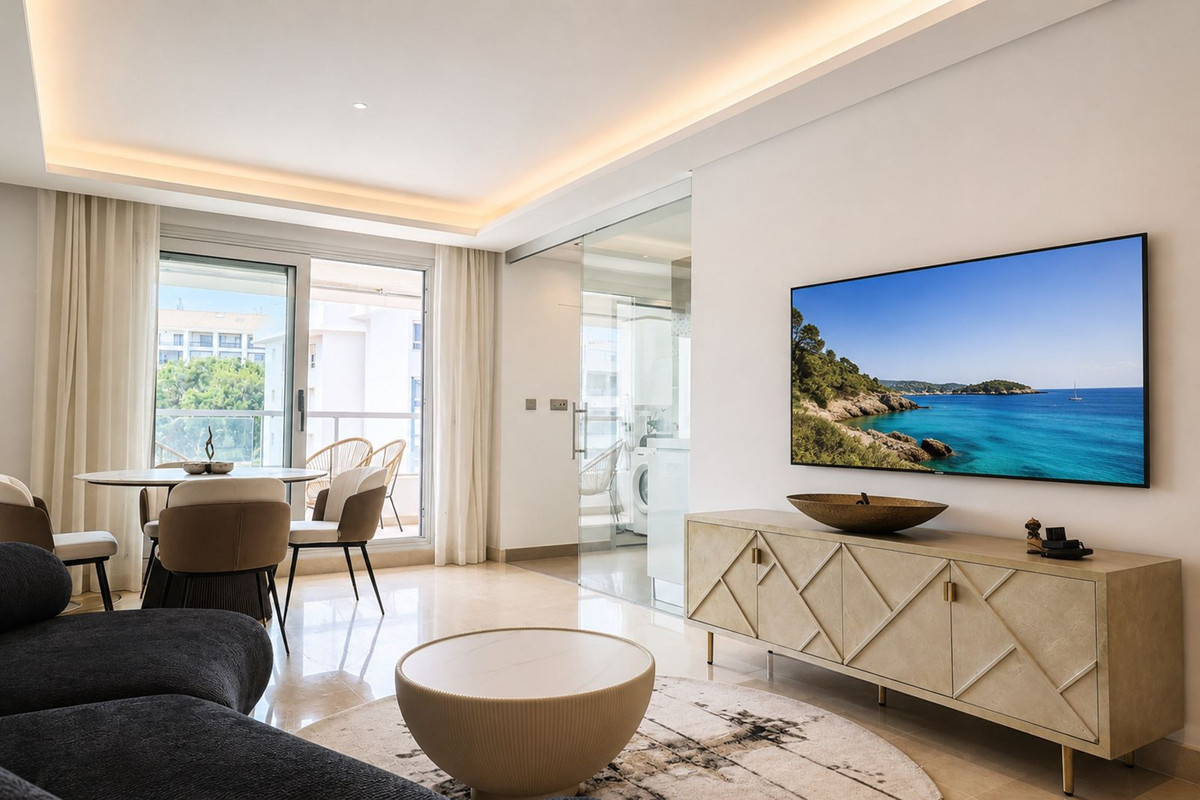 3 Bed Apartment for sale in San Pedro De Alcántara Costa Del Sol, Málaga, Spain